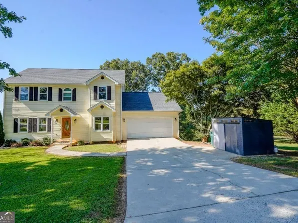 245 Foothills Dr, Murrayville, GA 30564