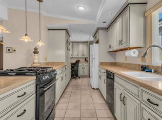 39911 Palm Greens Pkwy, Palm Desert, CA 92260