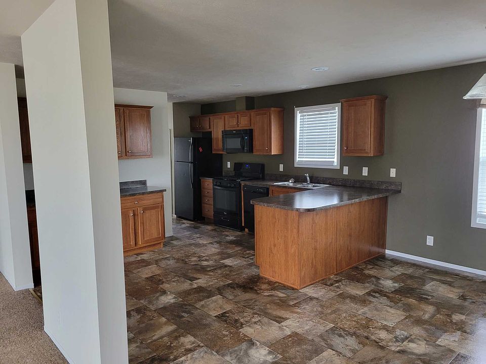 2nd image of 150 Hunters Crossing Blvd #140