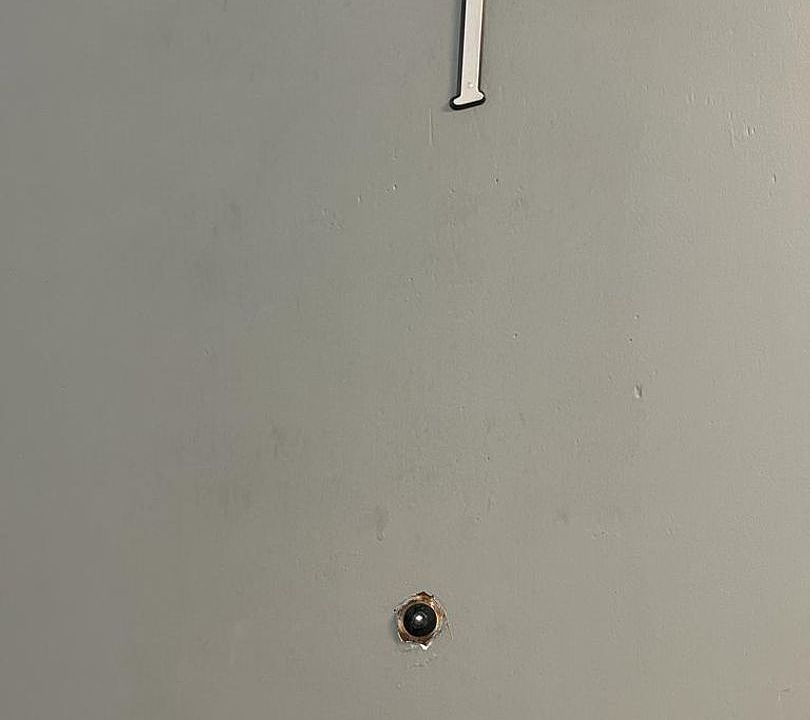1st image of 209 W Elk Ave APT 1
