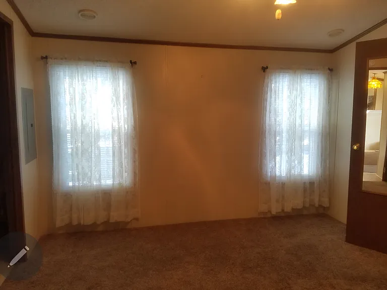 11734 Harp Rd — Photo 23
