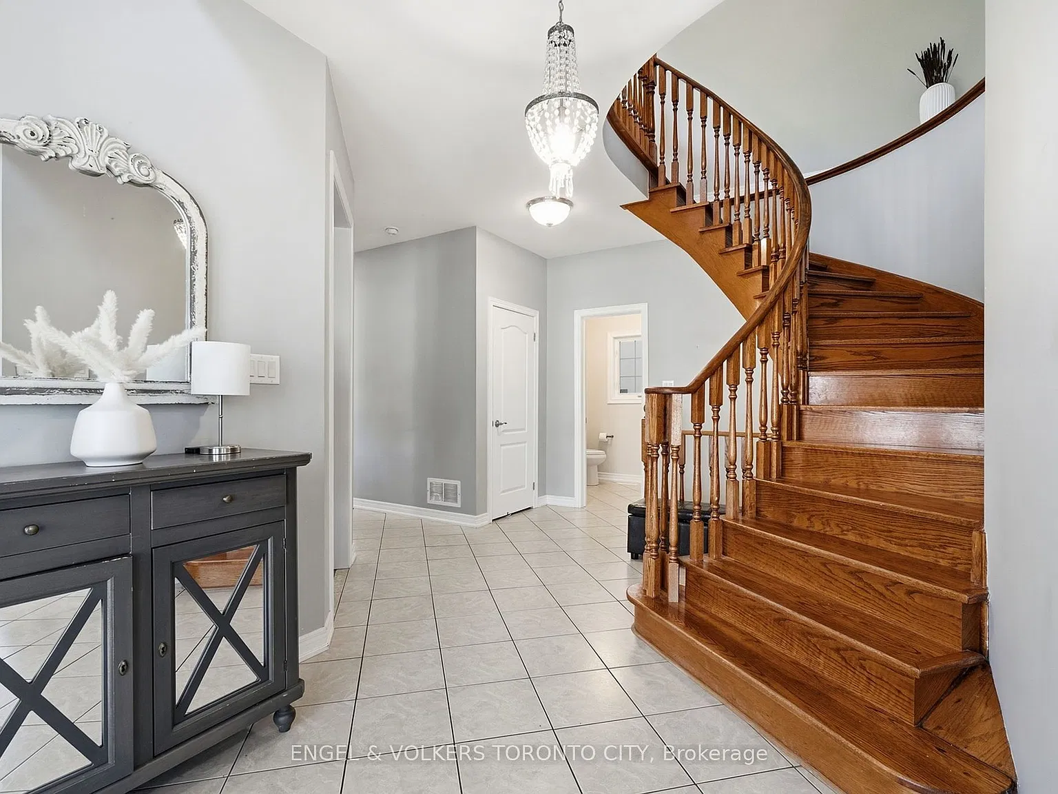 4 bed, $4,650 — Photo 4