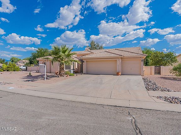 3rd image of 9346 E Carmel Dr