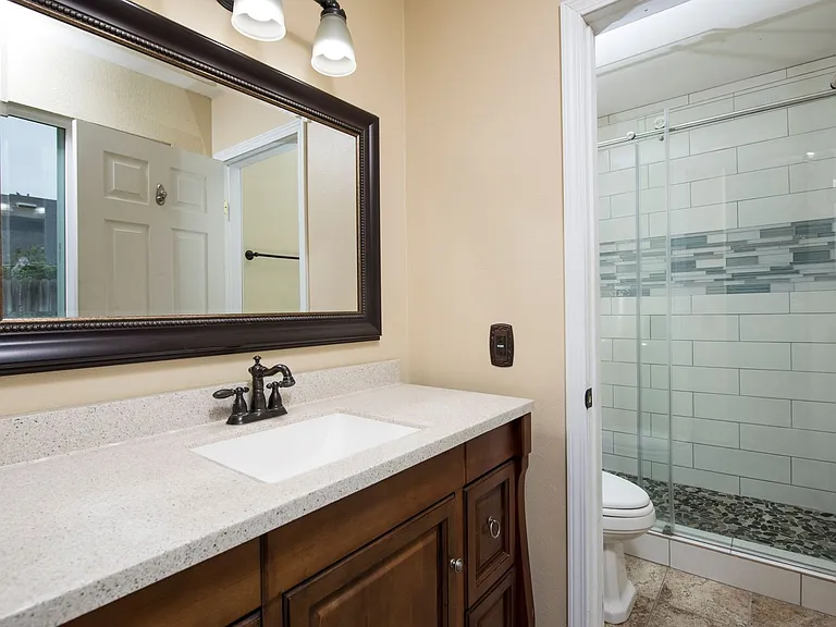 620 Myrtlewood Ct — Photo 9