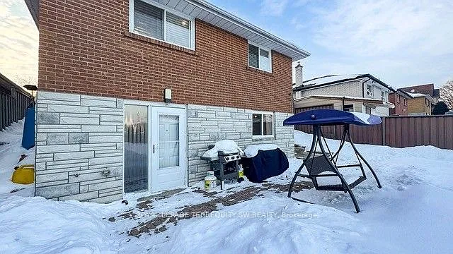 219 Beechgrove Dr #LOWER LVL — Photo 23