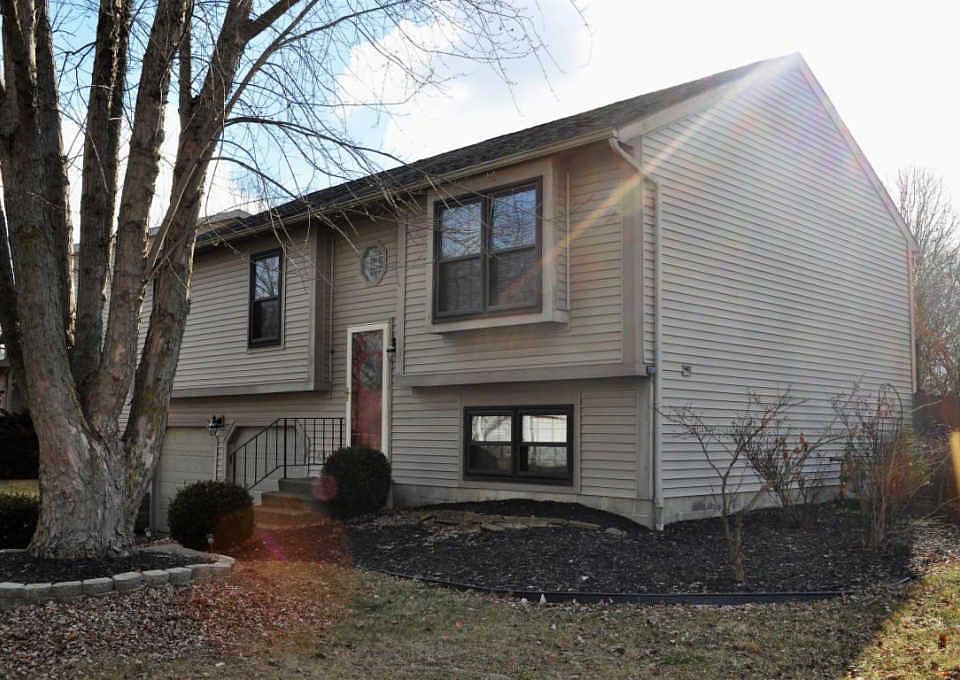 1st image of 1729 Laramie Dr