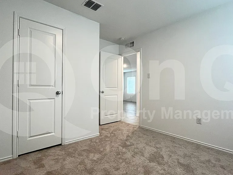 7205 Gray Wolf Ln — Photo 10