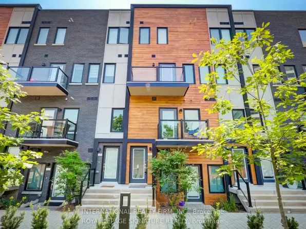 402 The East Mall #213, Toronto, ON M9B 6B7