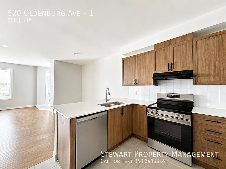 520 Oldenburg Ave #1 — Photo 6