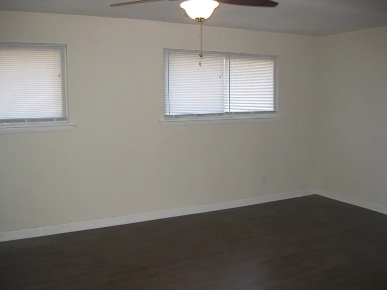 171 Cherry St — Photo 2