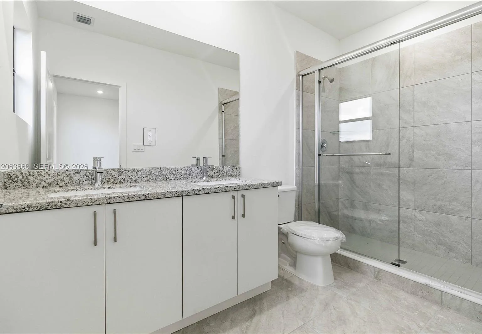 4 bed, 3.0 bath, 1876 sqft, $3,500 — Photo 3