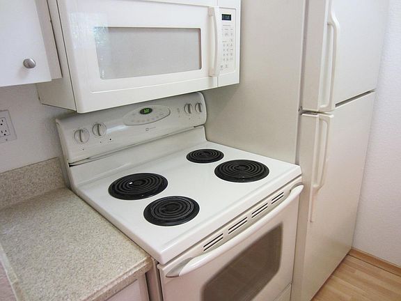 5th image of 3210 Shelter Creek Ln