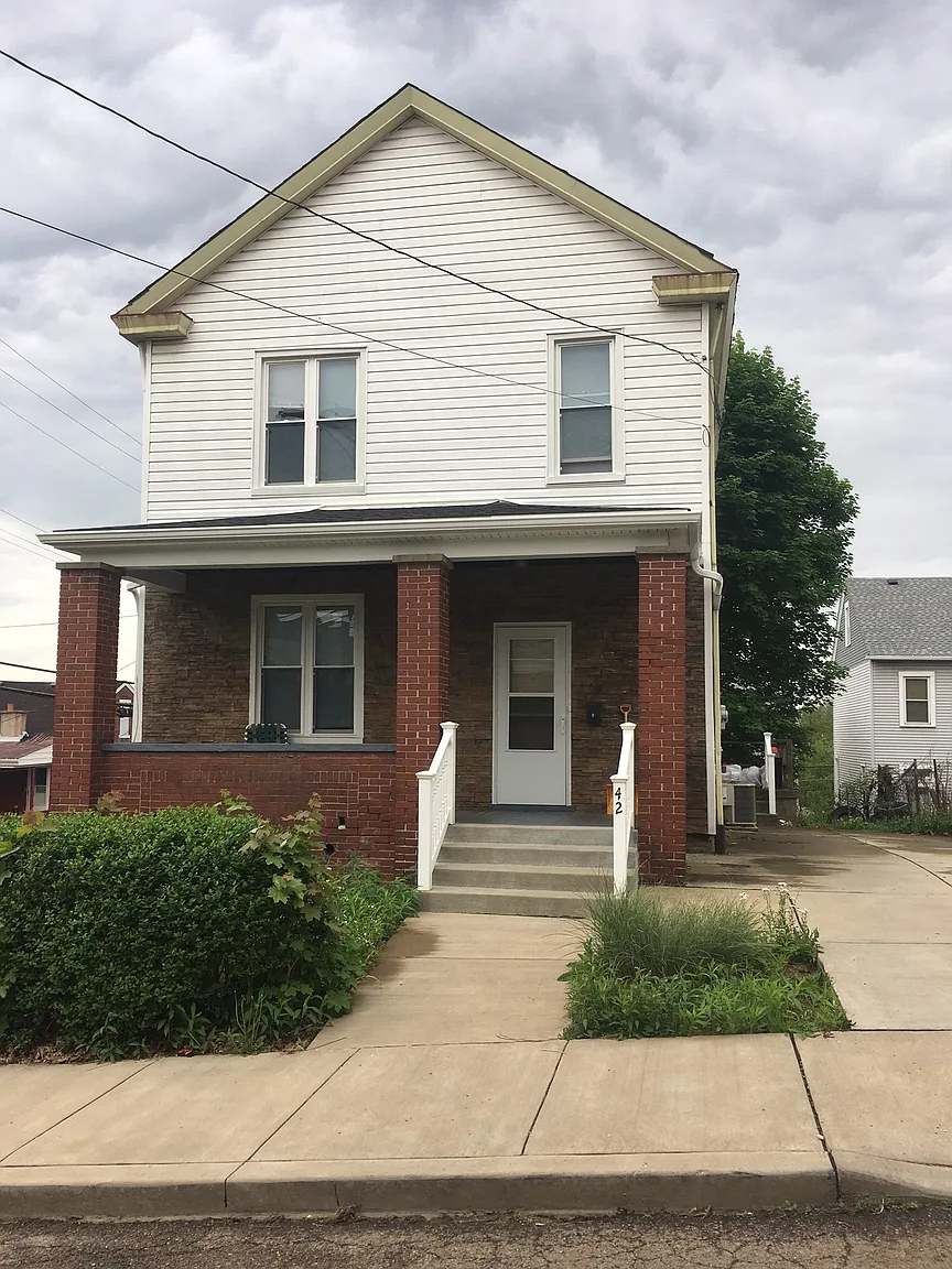 42 Cushman St photo 1