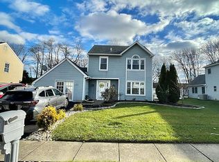 2019 Chatham Dr, Bensalem, PA