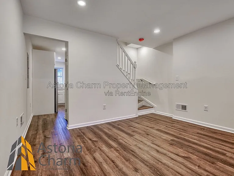 203 Chestnut St — Photo 8