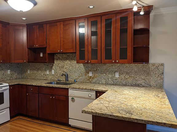 2nd image of 2320 Geary Blvd #2