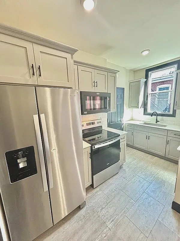 1 bed, 1.0 bath, 580 sqft, $1,495 — Photo 2