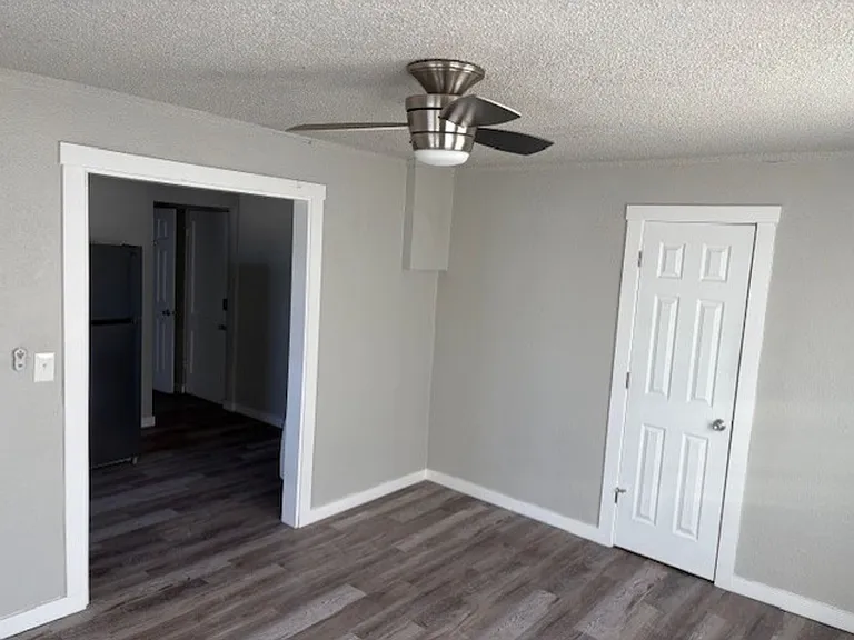 145 S Main St — Photo 10