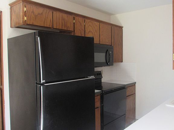5th image of 1211 NW Bell Ave APT A