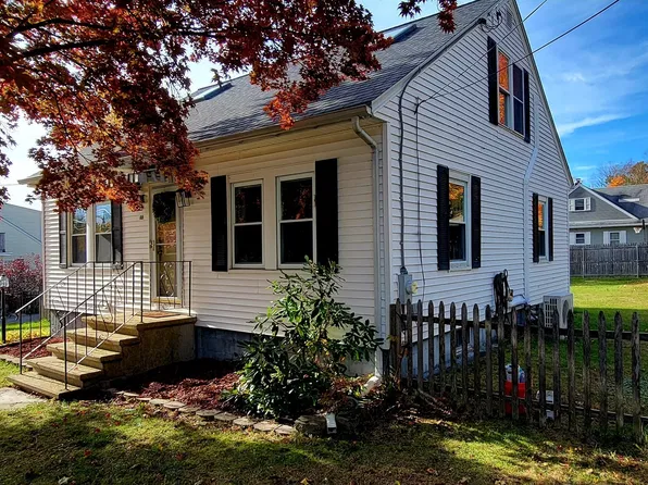 60 Frances St, Dracut, MA 01826