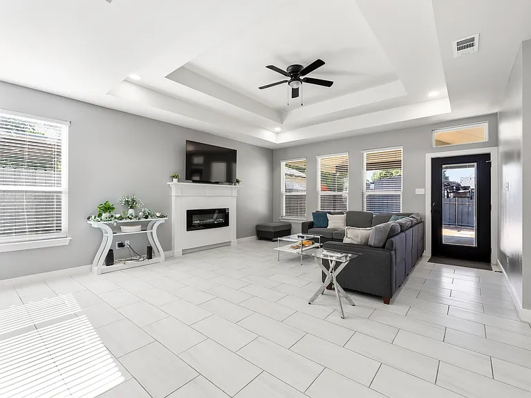 3425 Shelley Blvd — Photo 36