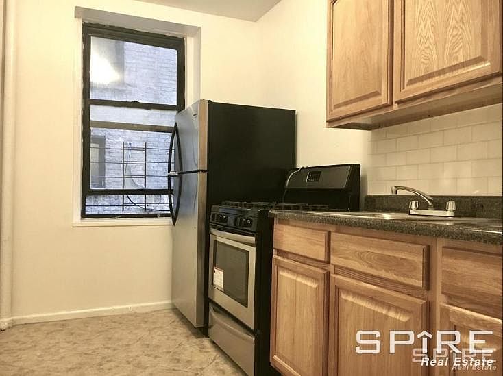 1st image of 4044 Carpenter Ave APT 4E