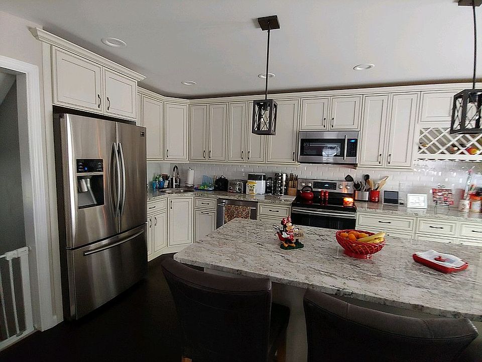 1st image of 2062 Brook Ln