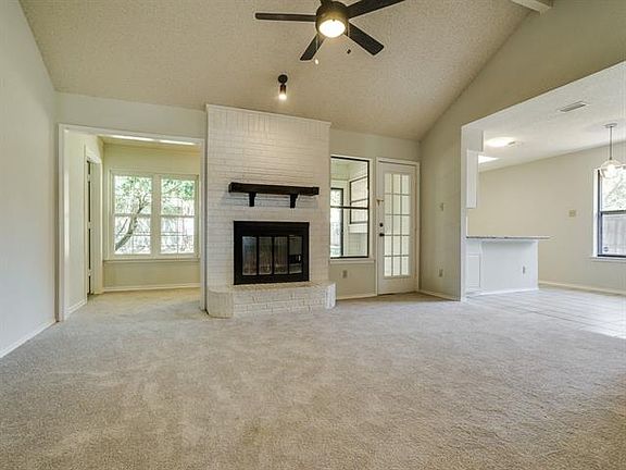 4th image of 6724 Longleaf Ln