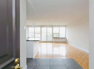 10 Shallmar Blvd #508, Toronto, ON M5N 1J4