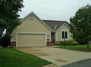 4512 Range Ct, Lawrence, KS 66049