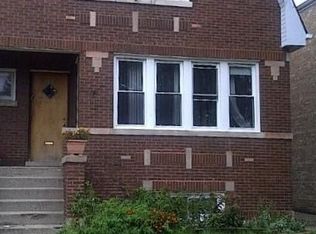 5218 W Nelson St, Chicago, IL 60641
