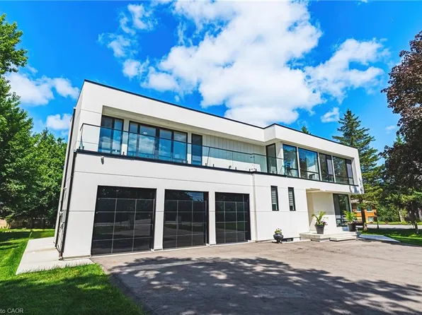 4511 Guelph Line, Burlington, ON L7P 0N3