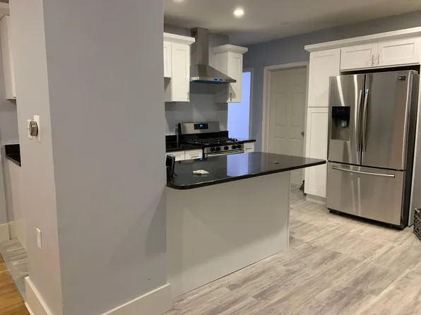 49 Bromfield St, Lawrence, MA 01841
