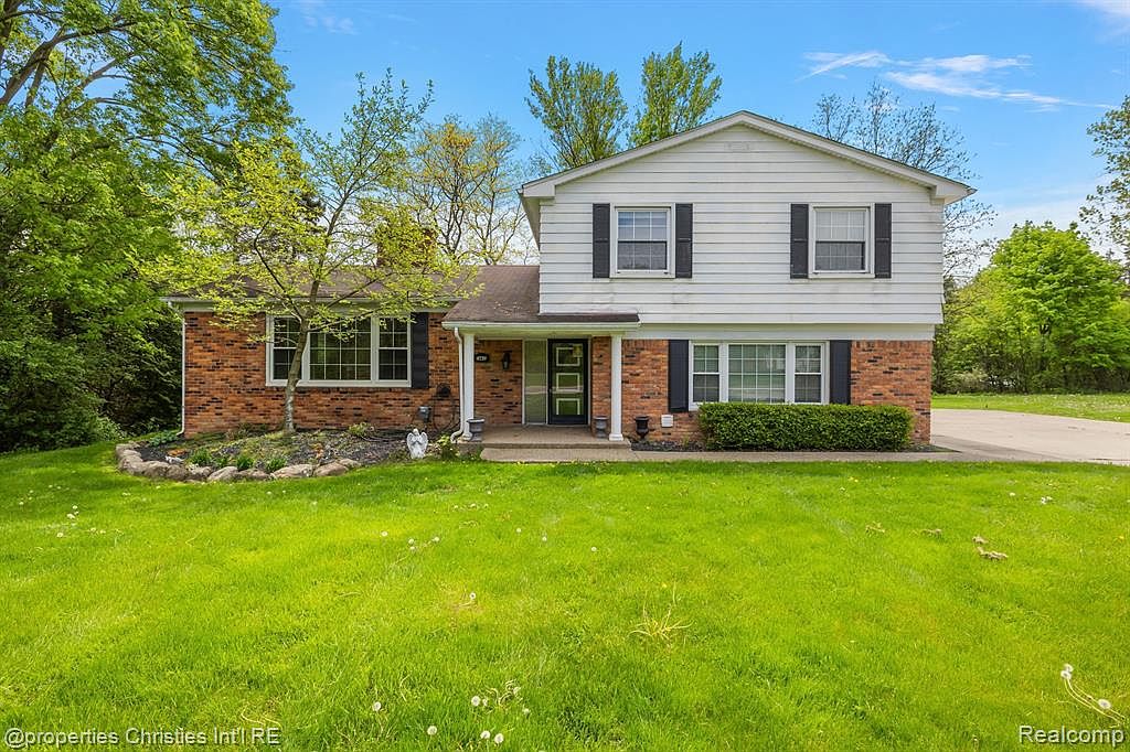 4739 Quarton Rd, Bloomfield Hills, MI 48301 | MLS #20240040454 | Zillow