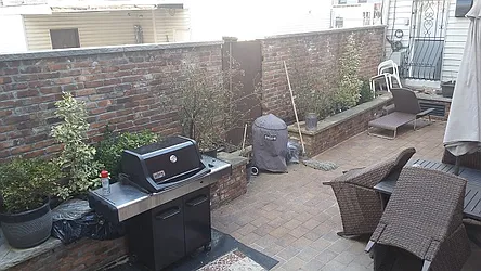 Rented by Northside Plaza Inc.