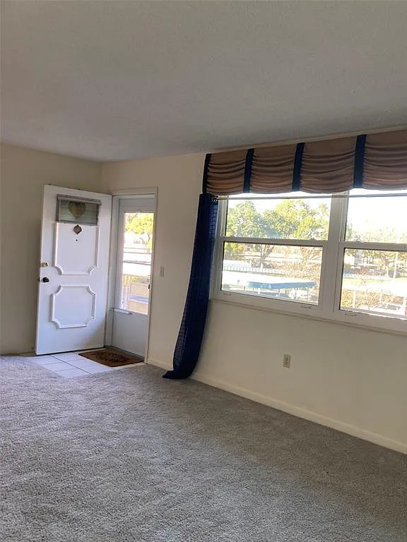 1 bed, 1.0 bath, 835 sqft, $1,500 — Photo 2