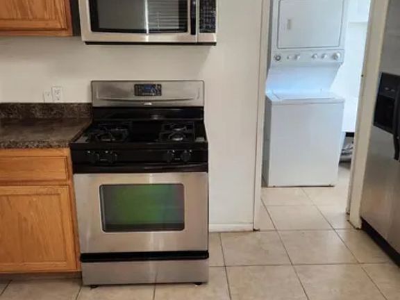 4th image of 6516 Woodley Ave