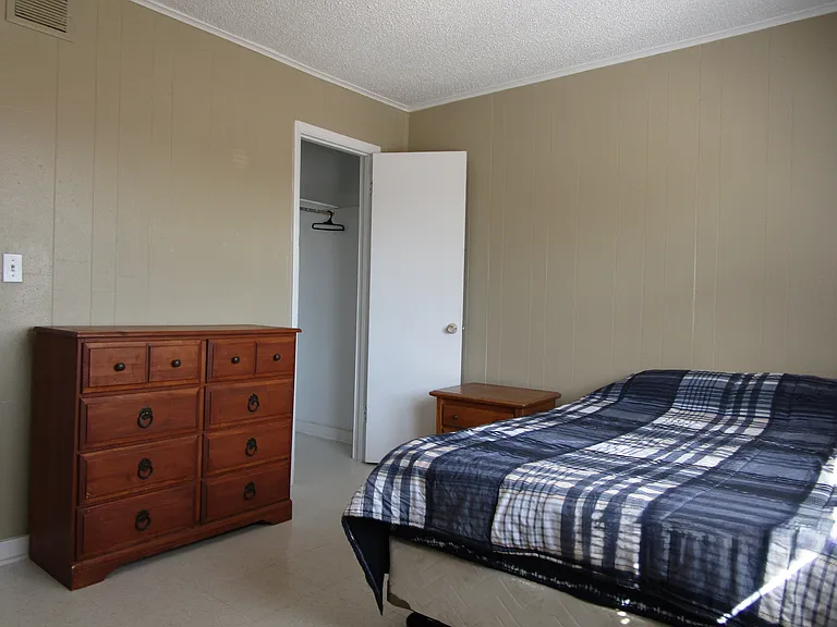 607 W Wilson St #1 — Photo 4