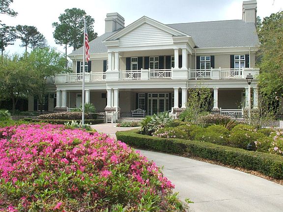 5th image of 19 Cherry Hill Ln