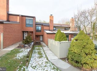 6 Stream Run Ct, Lutherville Timonium, MD 21093