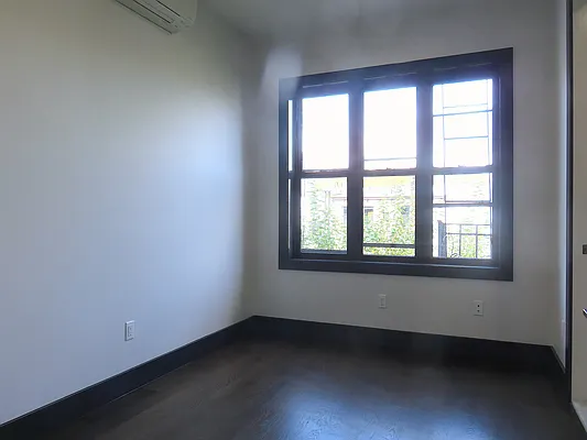 Rented by Rennit Inc. | media 38