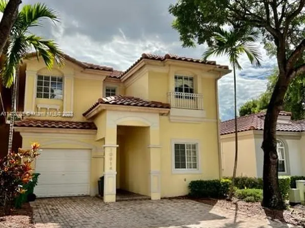 10914 NW 69th Ter, Doral, FL 33178