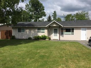 13367 Diggins Dr, Anchorage, AK 99515