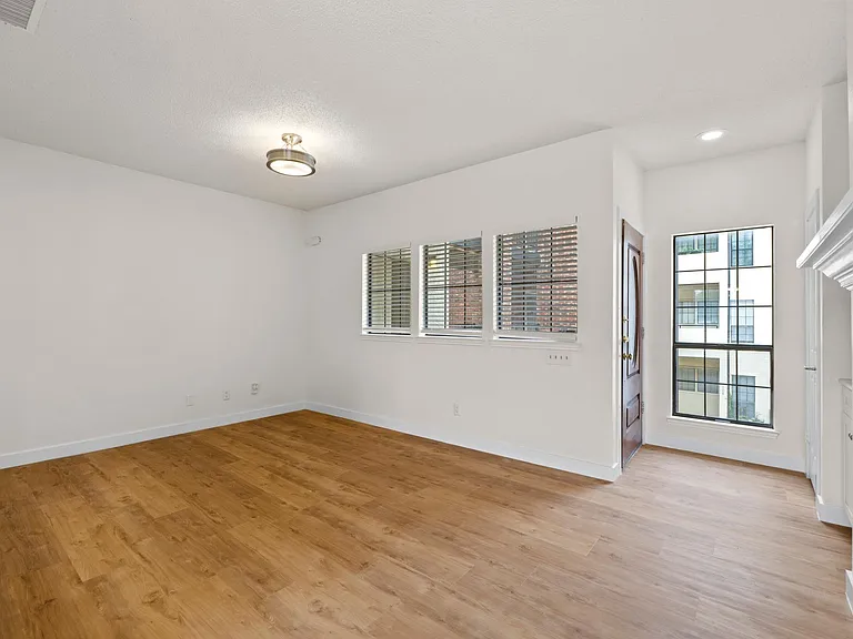 3001 Cedar St #A-214 — Photo 7
