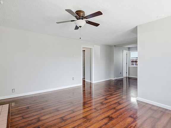 2nd image of 2415 SE 84th Ave