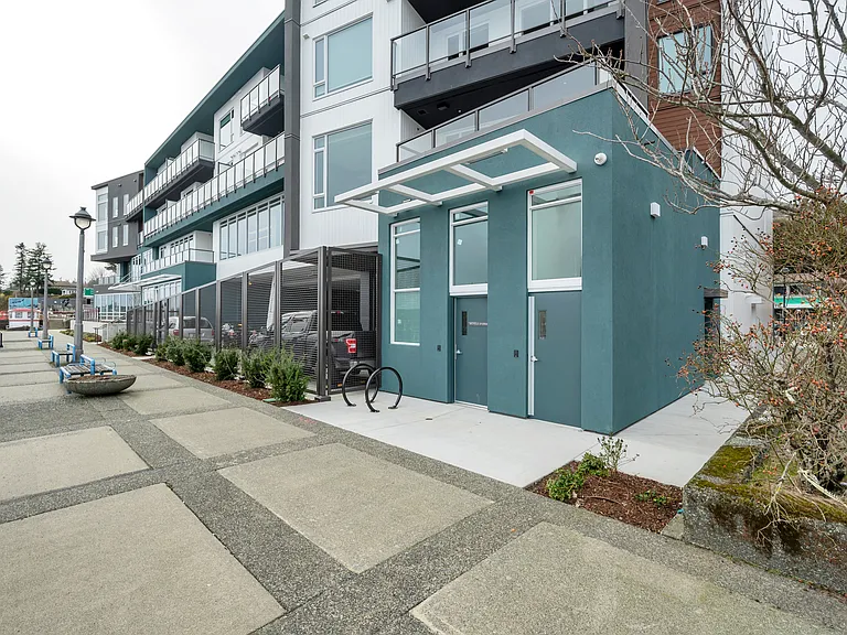 801 Island Hwy #409 — Photo 1