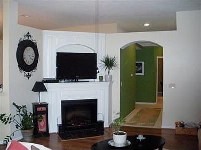 4th image of 7568 Bridgepoint Dr
