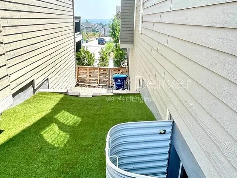 8991 Yates Dr — Photo 20