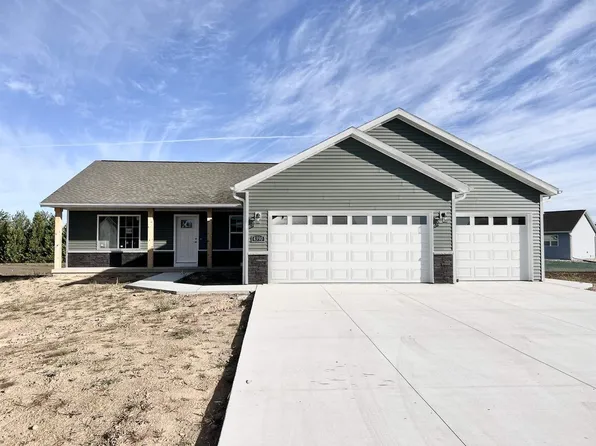 2420 TRAILS MEET CIRCLE, WI 54481