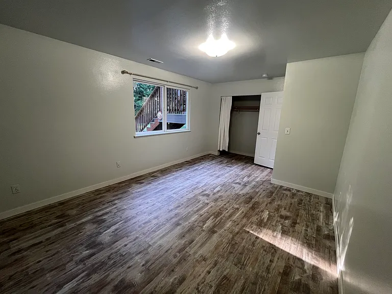 large downstairs bedroom 4
